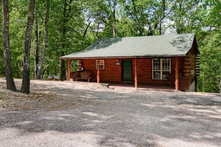 Secluded Cabin In The Woods! 1 Story Villa Юрека Спрингс Екстериор снимка